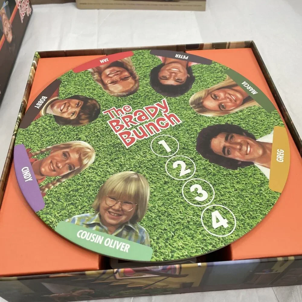 THE BRADY BUNCH Board Game Prospero Hall 2018 Looks COMPLETE